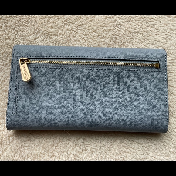 HOLD ~ HP ๐ Michael Kors Tri-Fold Wallet - Picture 2 of 7